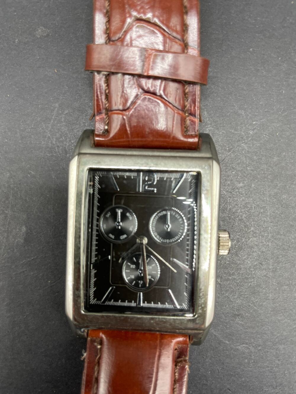 Merona Chrono-Style Quartz Men's Watch FMDM226 Black Dial Brown Leather Band